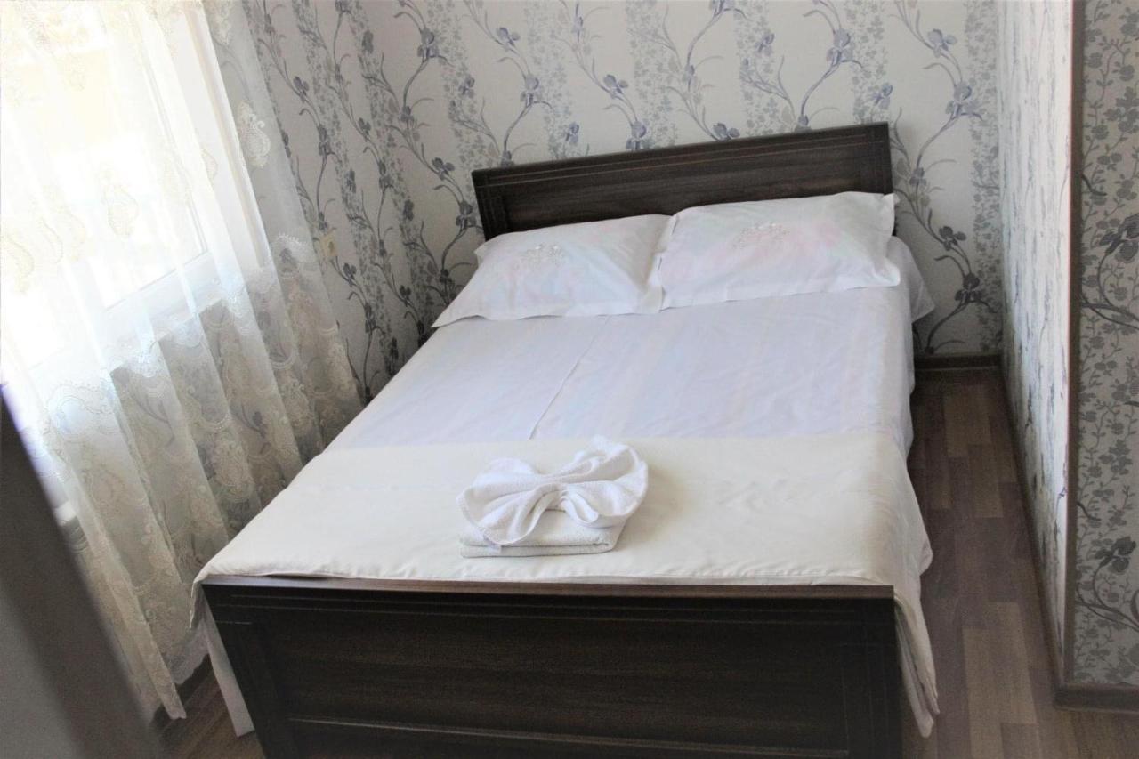 Hotel Oniks 쿠타이시 외부 사진