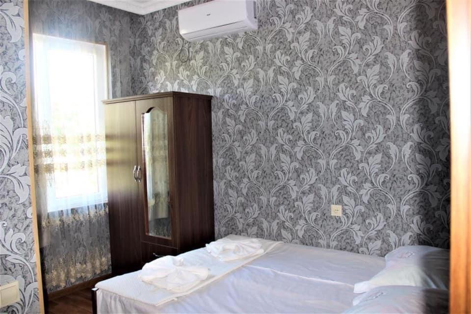 Hotel Oniks 쿠타이시 외부 사진